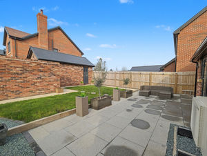 Photo 17- click for photo gallery